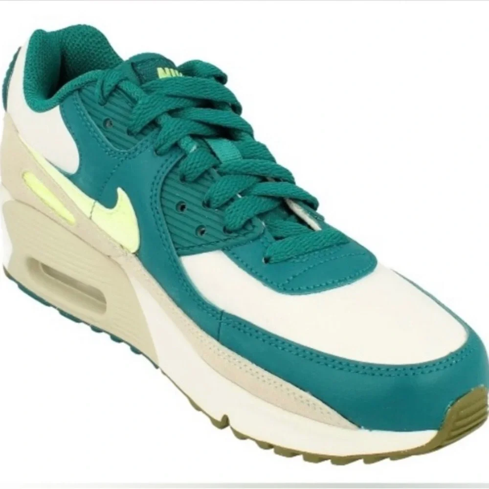 Nike Air Max 90 LTR Big Kids’ Shoes size 5Y or 6.5 Woman’s - Picture 4 of 9
